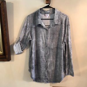 LuLaRoe L Super comfortable Blouse shirt